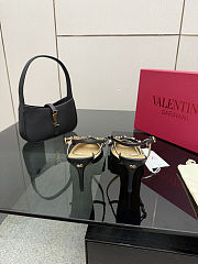 Valentino Garavani Bowow 85 studded leather slingback pumps in black - 3