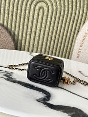 Chanel Mini Vanity with Chain bag in black lambskin leather with gold hardware 11x9 cm - 3