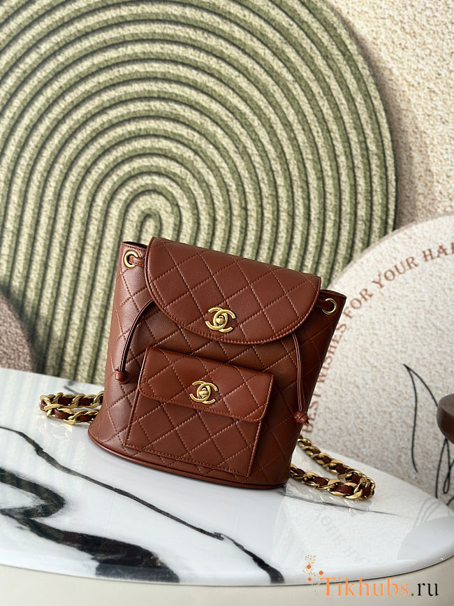 Chanel Vintage Duma backpack in brown leather 21*10*20.5cm - 1