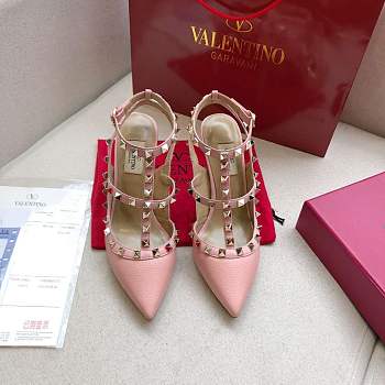 Valentino Garavani Rockstud pumps in pink leather 9cm