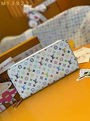 Louis Vuitton x Takashi Murakami Zippy Wallet in the white multicolored 19cm - 1