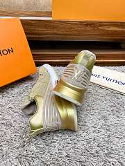 Louis Vuitton V.N.R. (Vuitton New Runner) sneakers in a metallic gold - 5