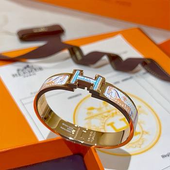 Hermès Clic H bracelet in printed enamel