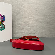 Prada Cleo patent leather shoulder bag in cherry red 24x11x4 cm - 4