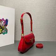 Prada Cleo patent leather shoulder bag in cherry red 24x11x4 cm - 3