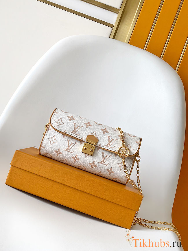 Louis Vuitton Pochette Camille bag in the Monogram Dune coated canvas 11x6x20.5 cm - 1