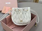 Miu Miu Matelassé nappa leather pouch in white 14x16x7.5 cm - 5