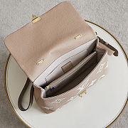 Louis Vuitton Madeleine MM bag in Bicolor Monogram Empreinte leather 30x19.5x11 cm - 2