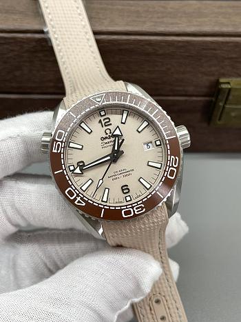 Omega Seamaster Planet Ocean GMT – Super Clone watch