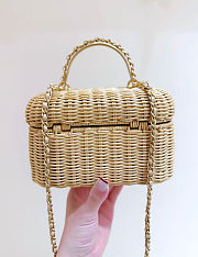 Chanel Vanity Case made of braided rattan with gold-tone hardware 11.5*19.5*11cm - 6