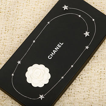 Chanel Comète Collection long necklace