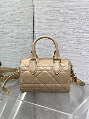 Dior Groove 20 Bag in Biscuit Macrocannage Calfskin 20.5x13.5x12 cm - 5