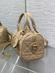 Dior Groove 20 Bag in Biscuit Macrocannage Calfskin 20.5x13.5x12 cm - 4