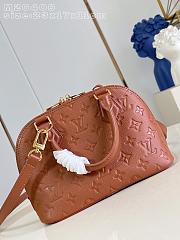 Louis Vuitton Alma BB in Monogram Empreinte leather in brown 23x17x11cm - 6