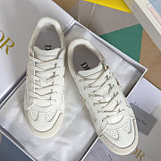 Christian Dior Star sneakers in white calfskin and suede calfskin - 5