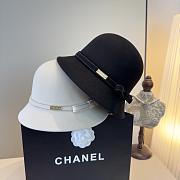Chanel wool hat in black - 2