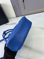 Prada Re-Edition 2002 bag is featured in a striking blue leather 22.5x16x7.5cm - 5