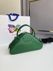 Prada Triangle Leather Top-Handle Bag in green 25x14x11 cm - 6
