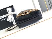 Chanel 22 mini handbag made of shiny calfskin with gold-tone hardware 20*19*6cm - 5