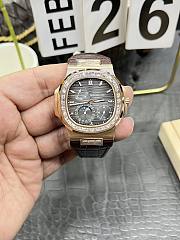 Patek Philippe Nautilus 5724R-001 Rose Gold Moonphase - 1