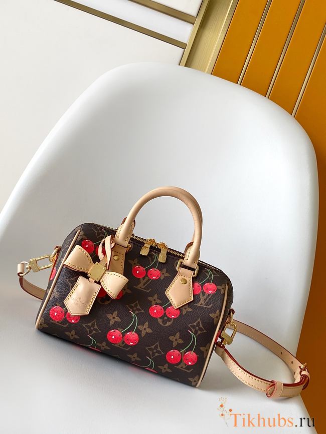 Louis Vuitton x Takashi Murakami Monogram Cerises Speedy Bandoulière 20 13.5 x 12 x 20.5 cm - 1