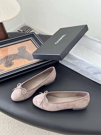 Chanel light pink suede calfskin ballerina flats