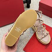 Valentino Garavani Rockstud Wedge Espadrille Sandals 10 cm - 6