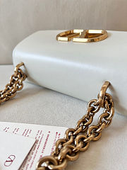 Valentino Garavani Vain shoulder bag in white color 19.5x13x7 cm - 5