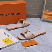 Louis Vuitton LV Capri Flat Mules in beige color - 6