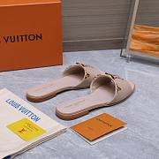 Louis Vuitton LV Capri Flat Mules in beige color - 3