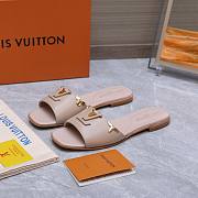 Louis Vuitton LV Capri Flat Mules in beige color - 2