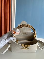 Louis Vuitton Capucines mini handbag in powder beige with crystal-embellished logo 13.6x8x21 cm - 4