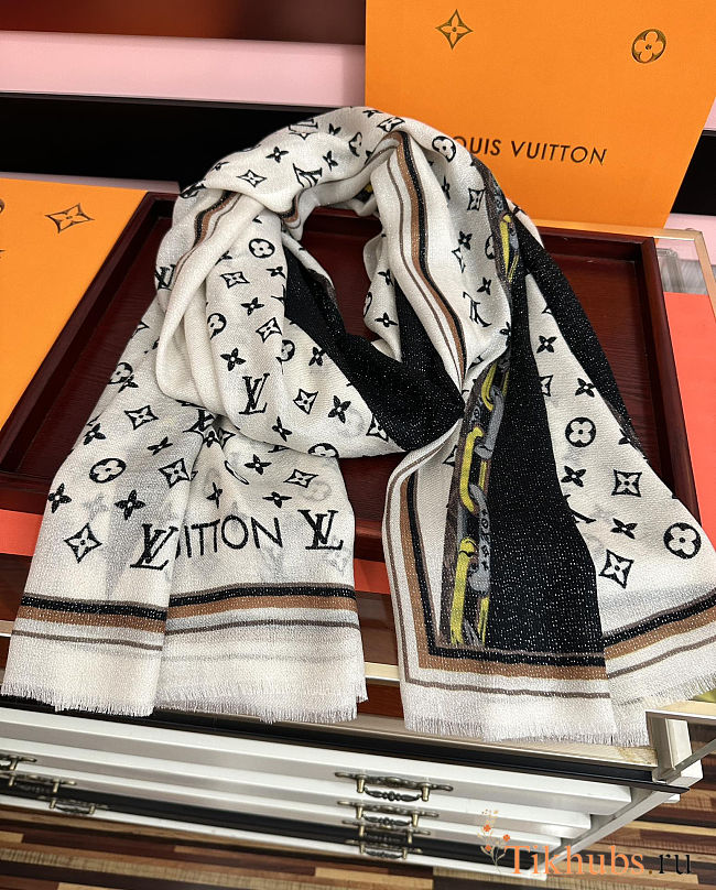 Louis Vuitton Bejeweled Scarf 100x200cm - 1