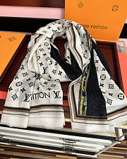 Louis Vuitton Bejeweled Scarf 100x200cm - 1