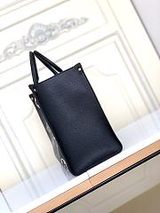 Louis Vuitton OnTheGo MM in black and beige 34x26x13cm - 2