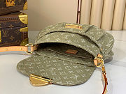 Louis Vuitton Monogram SunsetShoulder Bag Khaki 27x18x3cm - 5