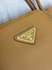 Prada Brown Leather Tote 25x21.5x14cm - 2
