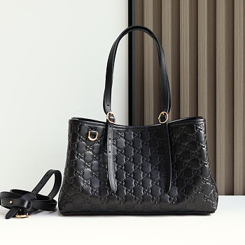 Gucci Gg Emblem Large ToteBag, Leather in Black 31x18x11cm