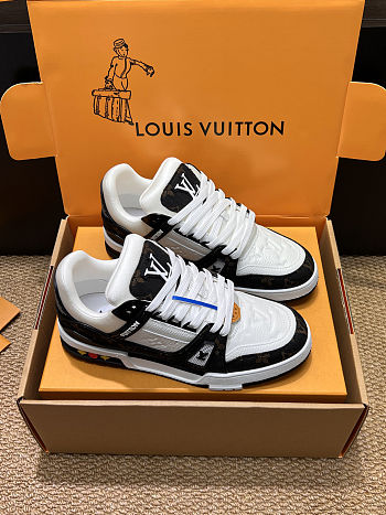 Louis Vuitton Trainer Black White Sneaker