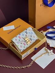 Louis Vuitton Pochette Métis 13.5 x 8 cm - 2