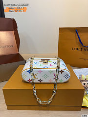 Louis Vuitton x Takashi Murakami Vanity Chain Pouch 19x6x12cm - 2