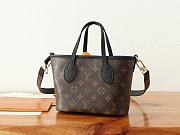 Louis Vuitton Neverfull Bandoulière Inside Out BB Black Bag 16.5 x 11 x 26.5 cm - 4
