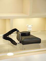 Louis Vuitton Duo Sling Bag Taigarama 20 x 42 x 6 cm - 5