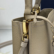 Prada Panier mini Saffiano leather bag 18×17×10.5cm! - 6