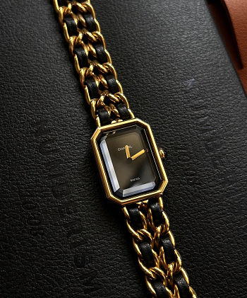 Chanel Première Edition Originale Watch 26.1×20 mm.