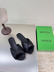 Bottega Veneta Blink Intrecciato leather slides in black  - 1