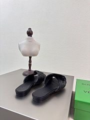 Bottega Veneta Blink Intrecciato leather slides in black  - 2