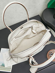 Miu Miu Chalk White Vivant Nappa Leather Bag 28x17x9.5cm - 3