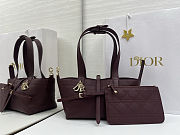 Dior Toujours Vertical Tote Bag Burgundy Macrocannage Calfskin 23x15.5x12 cm - 1