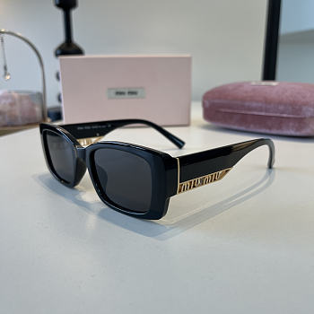 Miu Miu Glimpse Sunglasses